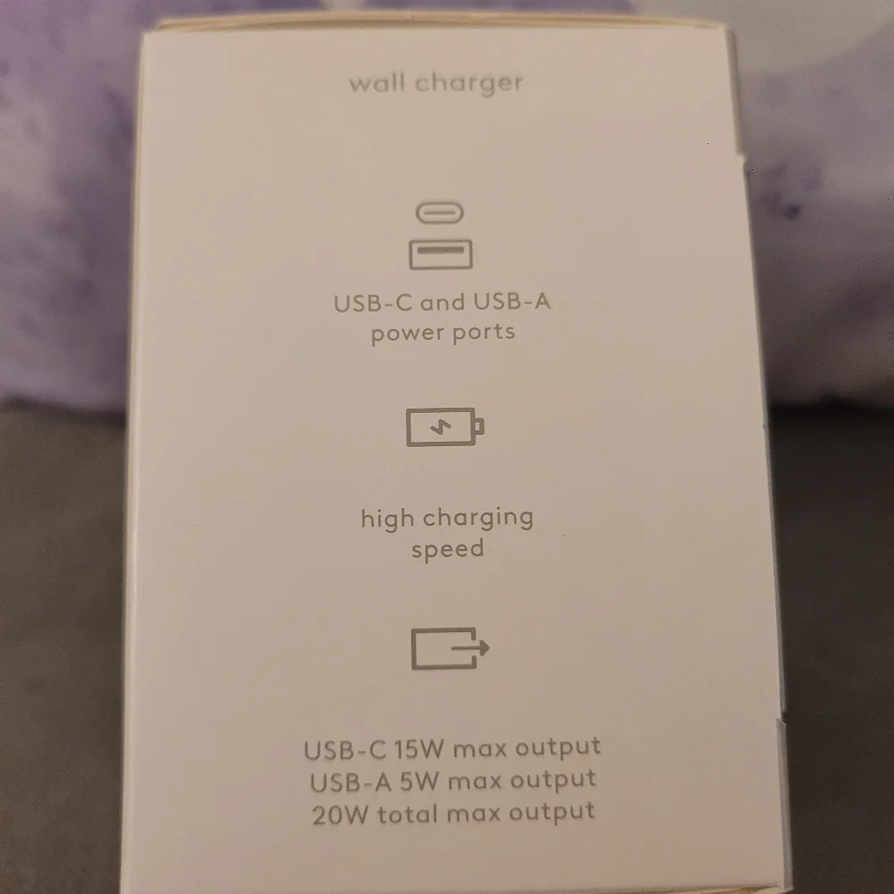 Green Wall Charger with USB-C and USB-A Ports